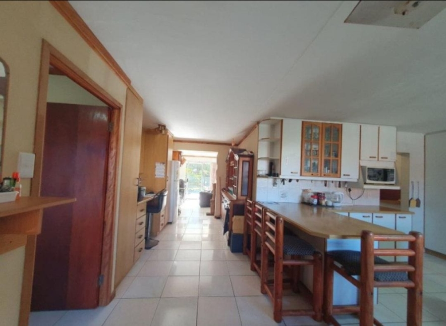 6 Bedroom Property for Sale in Hersham Western Cape